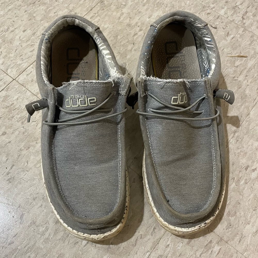 Hey Dude Men's Wally Grey Men's Slip on Shoes Size 11 (NO BOX!!)